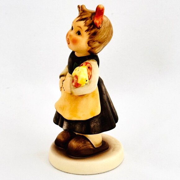 Goebel Hummel "Pretty Posie" #2174/A - First Issue (2004) TMK - Picture 3 of 8